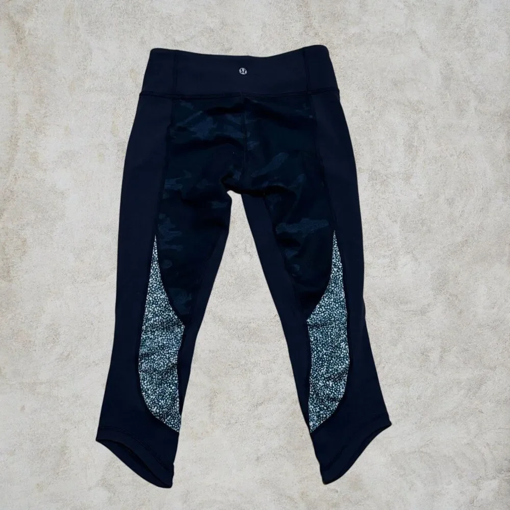Lululemon Blue Women's Camo Leggings Wunder Under Crop Size 4